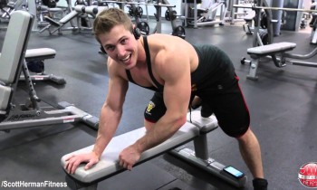 1 Easy Tip To Build BIGGER LATS! (Dumbbell Row – More Muscle Activation On Every Rep!)