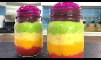 How to Make a Rainbow Smoothie!